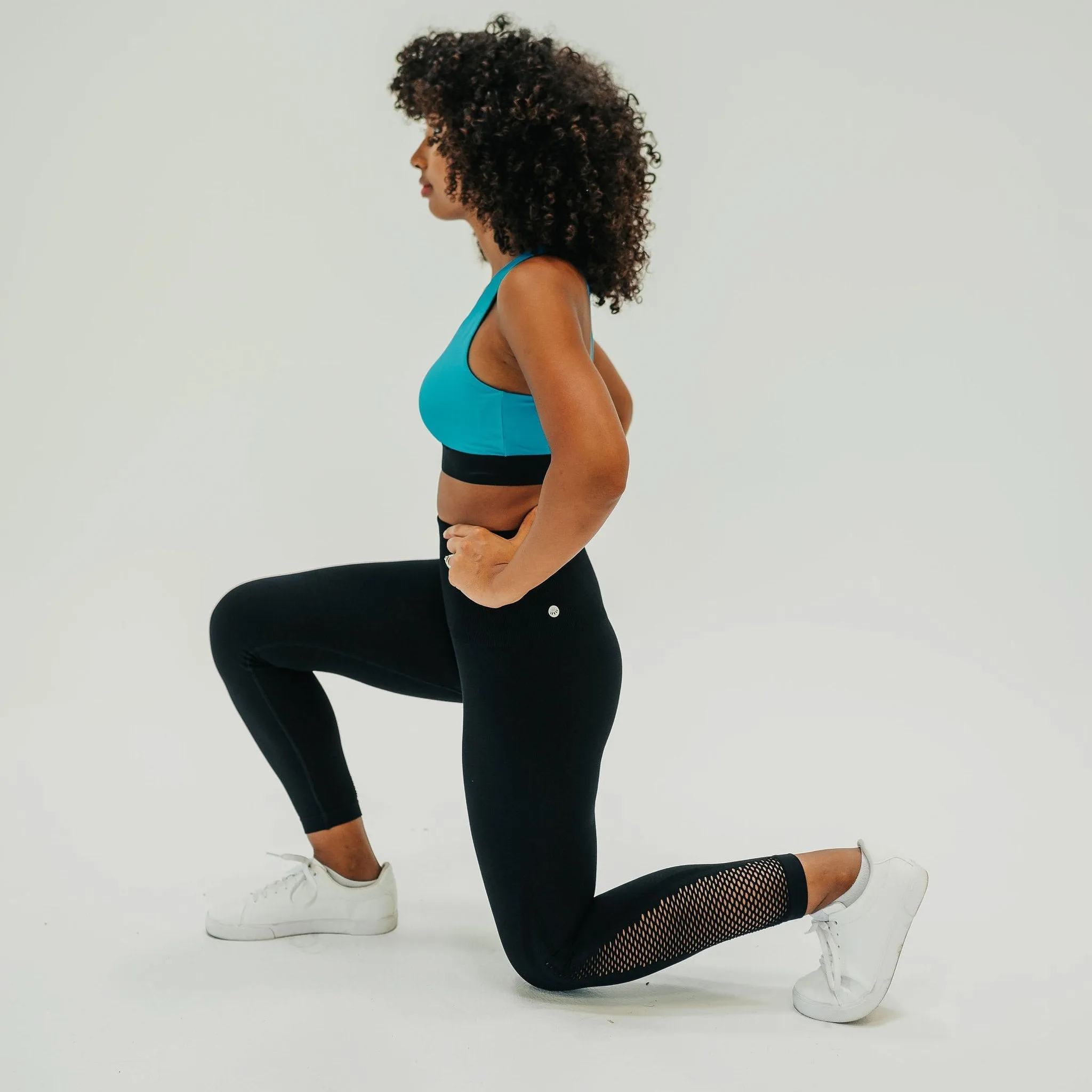 Beyond Seamless 7/8 Capris - Black