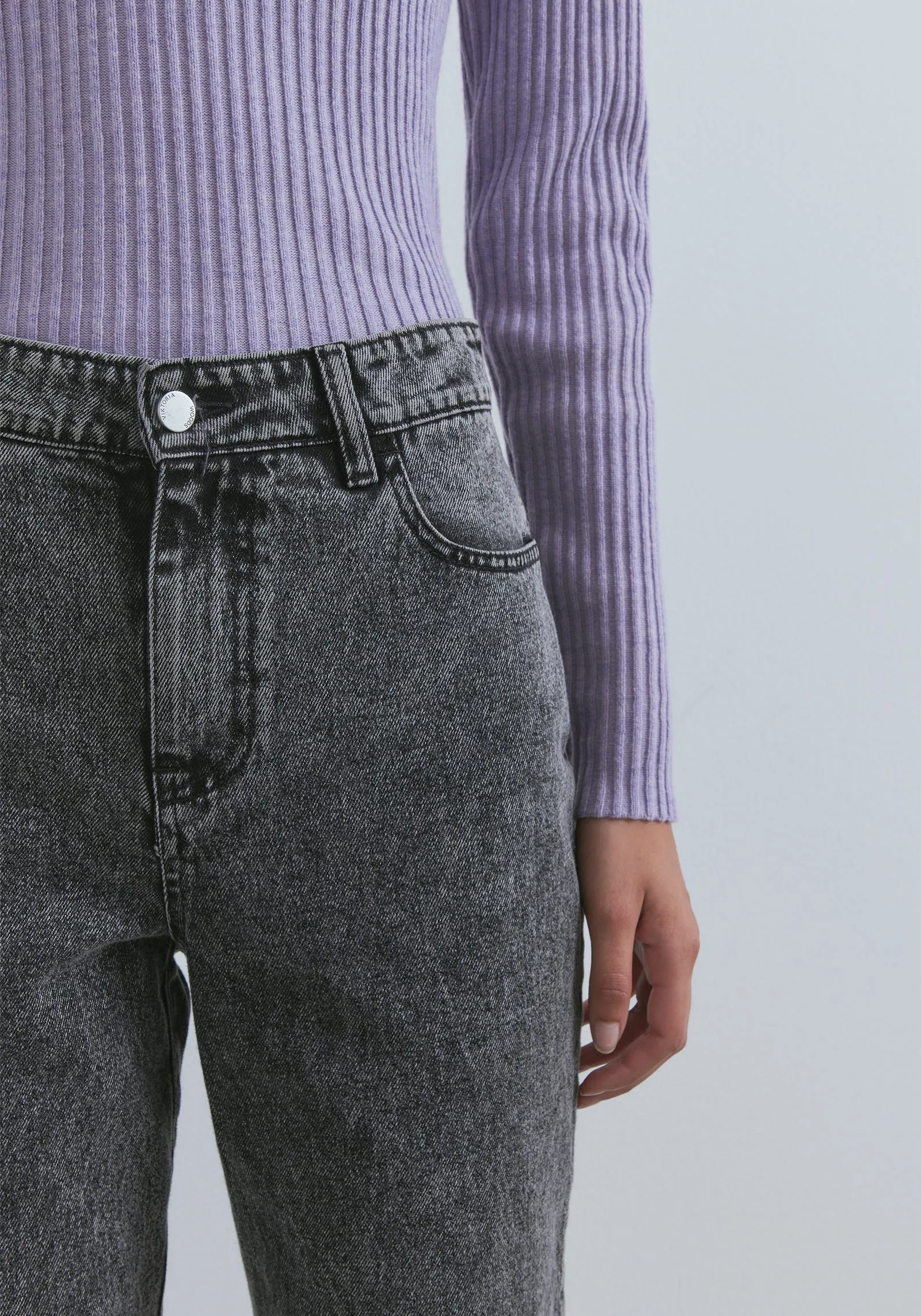 Nirvana Jean