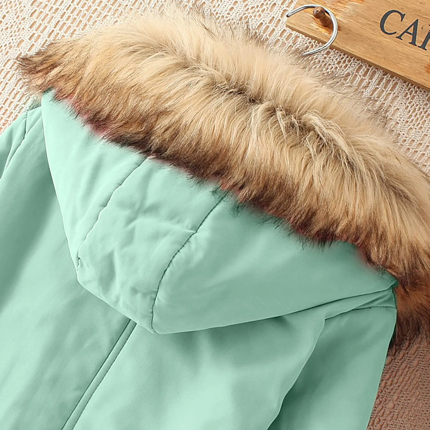 SMIDOW Winter Coats For Women 2023 Trendy Thicken Puffer Jackets With Faux Fur Hood Warm Parka Coat Outwear
